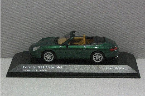 Porsche 911 Cabriolet 2001 Green Metallic van Porsche
