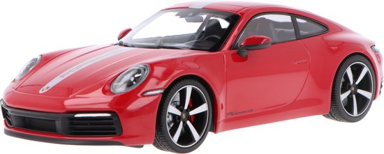 Porsche 911 Carrera 4S 2019 - 1:18 - Minichamps van Porsche