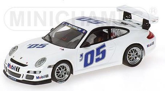 Porsche 911 GT3 Cup 'Presentation' 2005 - 1:43 - Minichamps van Porsche