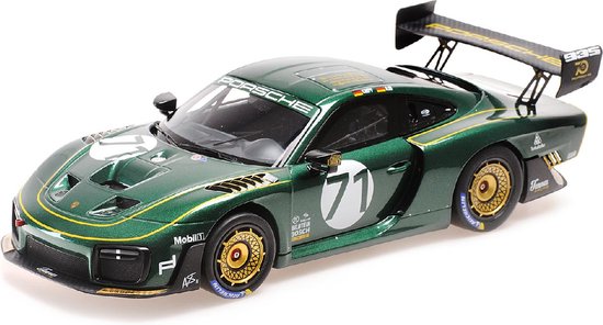 Porsche 935/19 Tenner Racing 2019 - 1:18 - Minichamps van Porsche