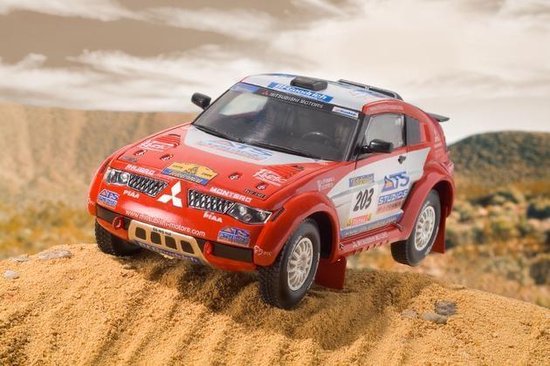 Revell Mitsubishi Pajero Evolution Voorgemonteerd Terreinwagen miniatuur 1:32 van Revell