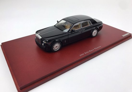 Rolls Royce Phantom TSM Modelauto 1:43 2009 TSM114323 Schaalmodel van Merkloos