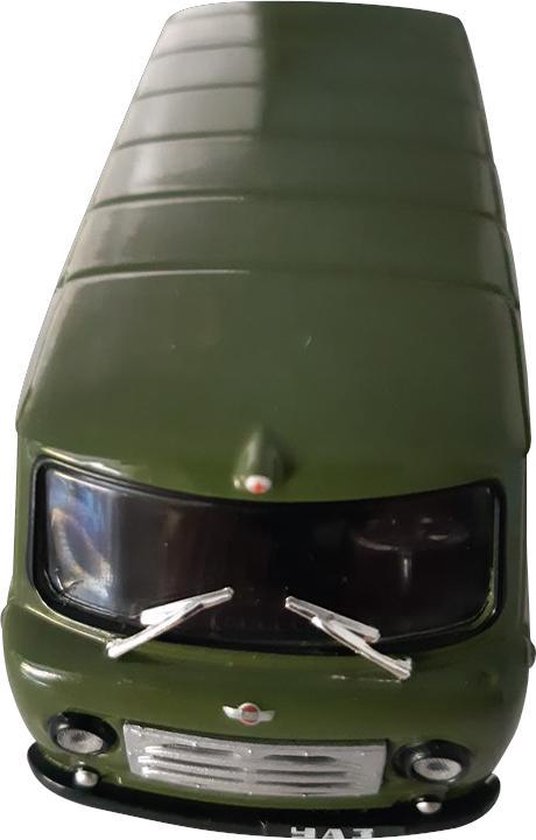 Schaalmodel Russische militaire ambulance van Meng