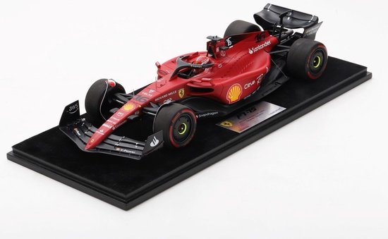Scuderia Ferrari F1-75 #16 C. Leclerc Winner Bahrain GP 2022 - 1:18 - LookSmart van Scuderia Ferrari.