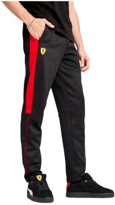 Scuderia Ferrari HP van Merkloos