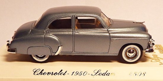 SOLIDO CHEVROLET 1950 SEDAN 1:43 van Solido