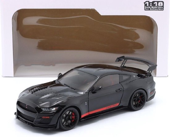 Solido Ford Mustang Shelby GT500 Code Red - Modelauto 1:18 Zwart van Merkloos