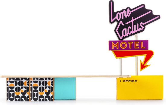 Stack New Lone Cactus Motel van LEGO