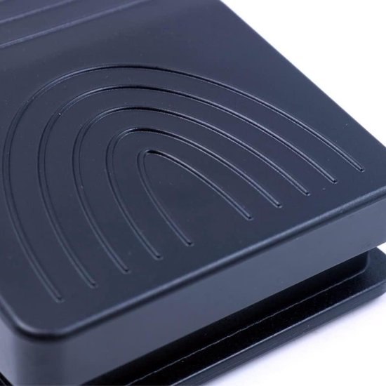 USB Voet Pedaal - Programmeerbare Schakelaar - Computer Bediening - Optische Stille Schakelaar - 11.4 x 9.4 cm van Merkloos