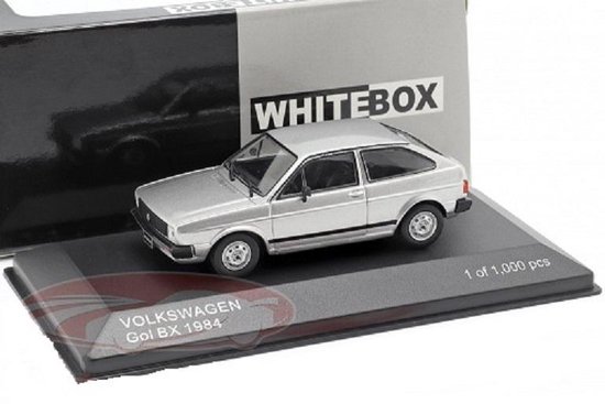 Volkswagen VW Gol BX 1984 Zilver Metallic 1:43 WhiteBox Limited 1000 Pieces van Volkswagen