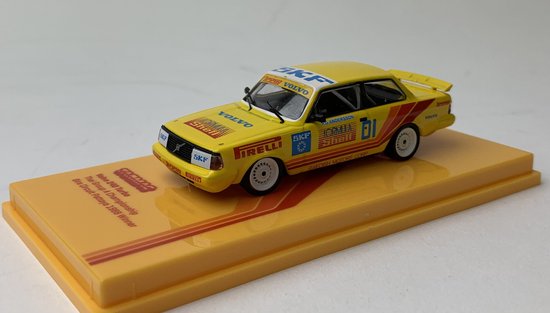 Volvo 240 Turbo no 01 Per-Gunnar Andersson Winner "Thai Group A Championship Bira Circuit Pattaya, Tarmac Works van Volvo