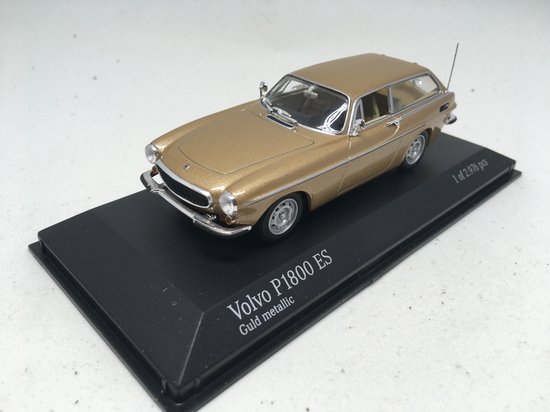 VOLVO P1800 ES - 1:43 - Goud - Minichamps - Modelauto - Schaalmodel - Modelauto - Miniatuurauto - Miniatuur autos van Volvo